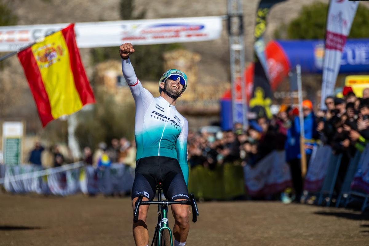 Felipe Orts se proclama campeón de España de ciclocrós por octava vez