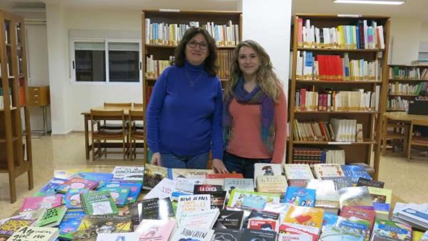 Turís amplía los fondos de la biblioteca pública