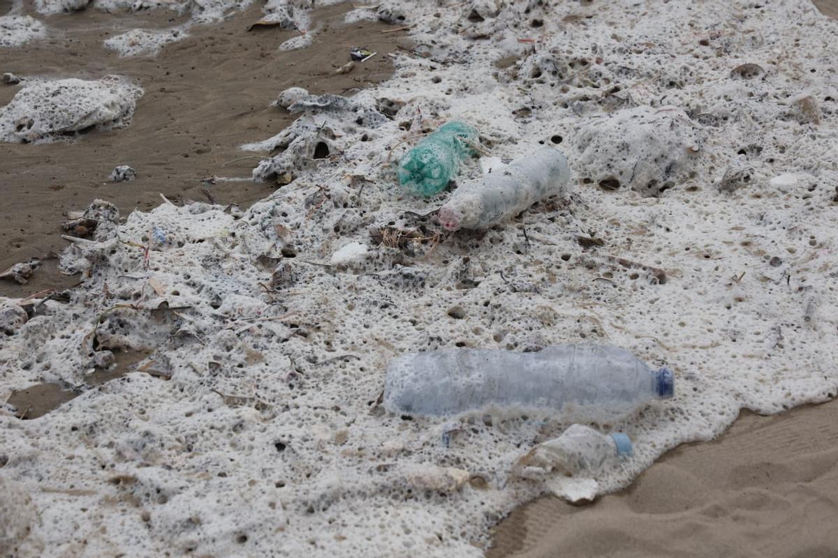 El temporal marítimo afecta al Postiguet