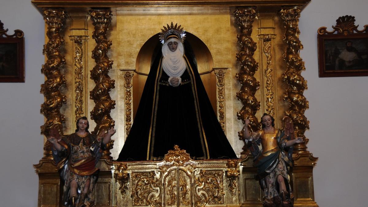 Conferencia sobre la antigua Virgen de la Soledad.