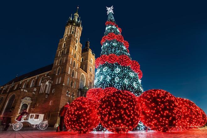 Cracovia se ilumina por Navidad