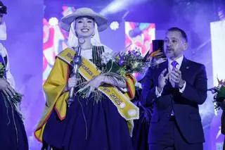 Gala de elección de la reina de las Fiestas de Mayo de Santa Cruz