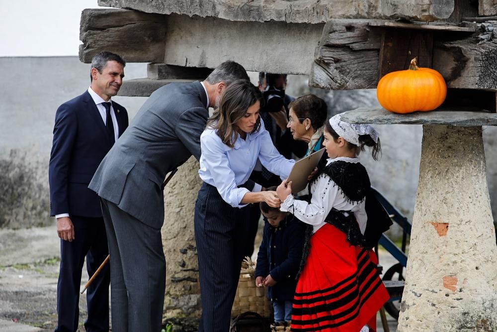 Premios Princesa de Asturias 2018: Los Reyes visitan Moal, "Pueblo Ejemplar" 2018