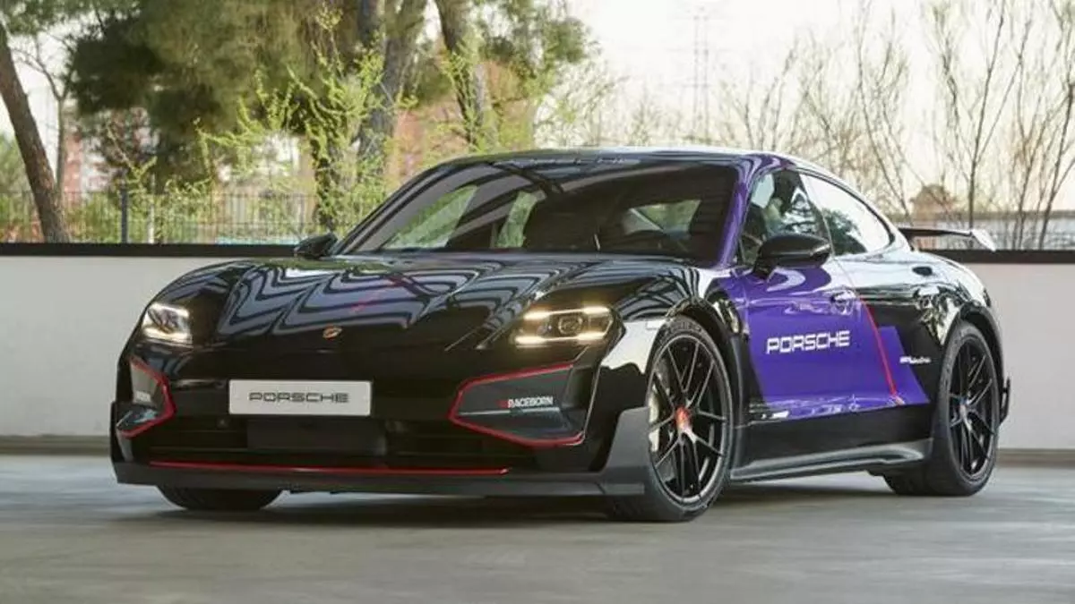 Porsche Ibérica crea un Taycan con ADN de Fórmla E