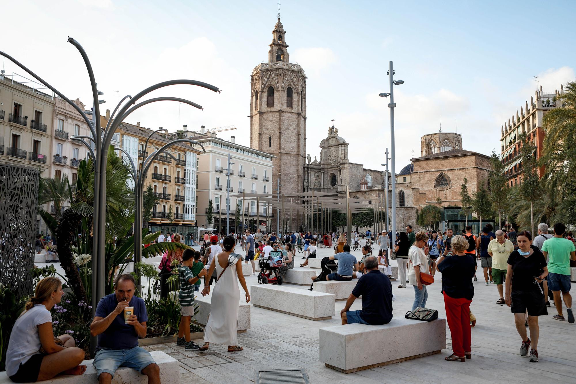 Así luce la nueva Plaza de la Reina tras la reforma integral