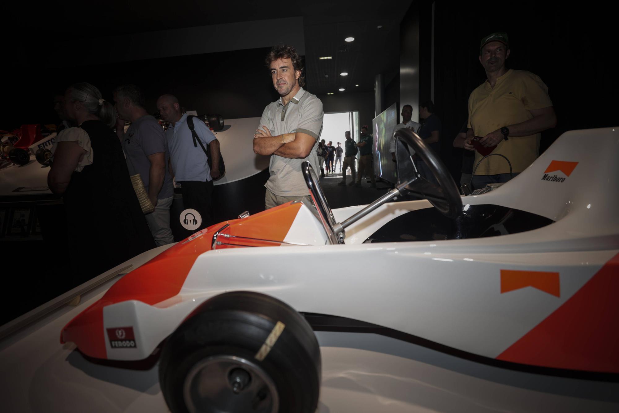 El presidente del Principado visita el Museo y Circuito Fernando Alonso.