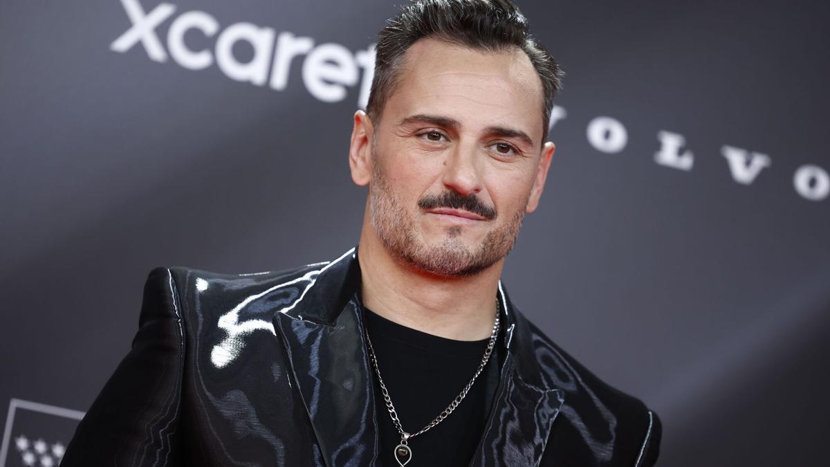 Asier Etxeandía en el photocall previo a la entrega de los Premios Platino