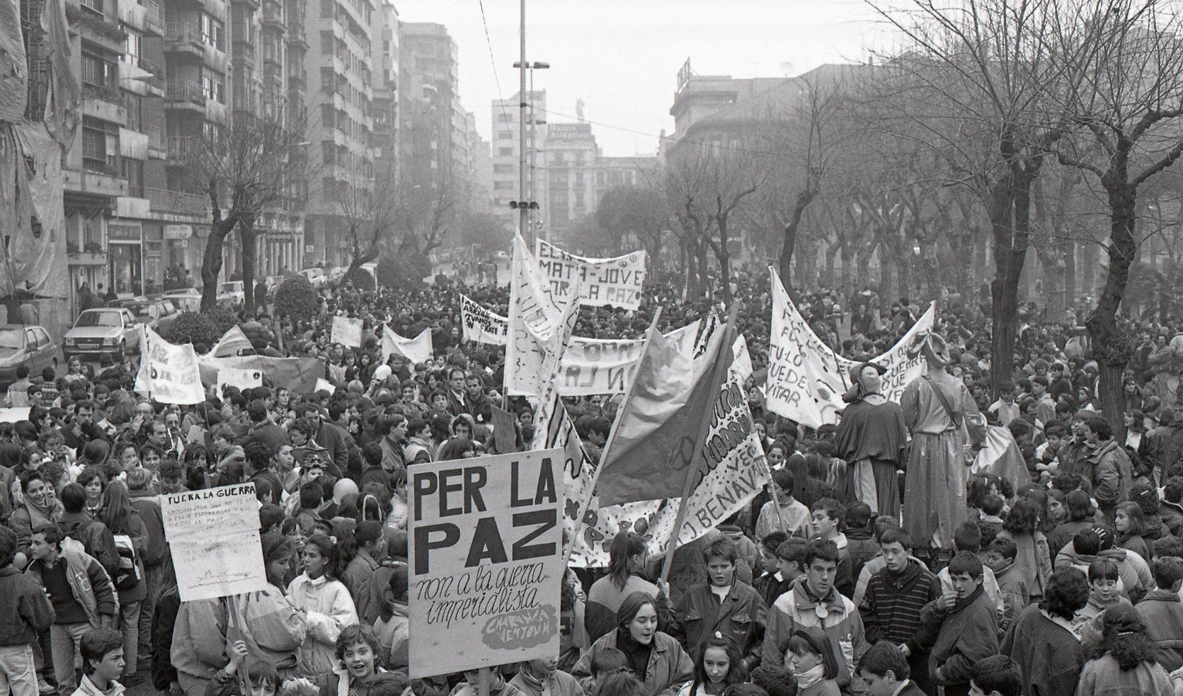 9. Manifestación contra la Guerra del Golfo 1990.jpg