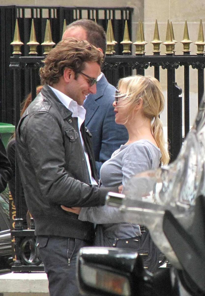 Bradley Cooper y Renée Zellweger, juntos en París