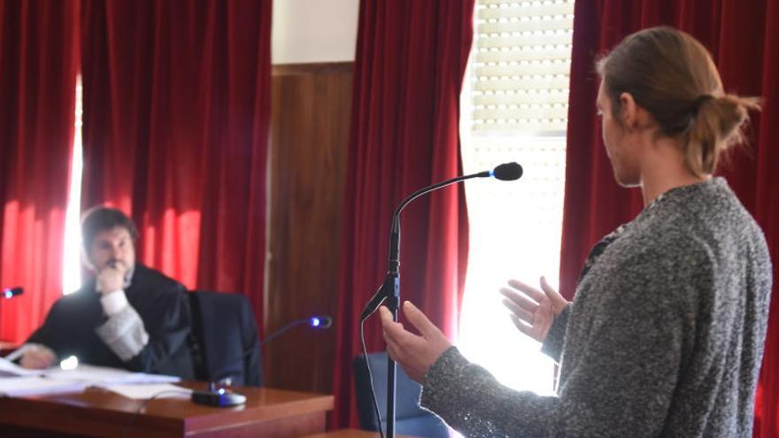 Mario, el acusado, en su comparecencia ante el tribunal de la Audiencia Provincial.