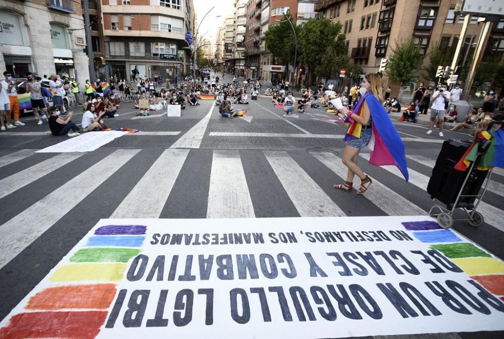 Cientos de personas se manifiestan en Murcia por un orgullo de clase y combativo