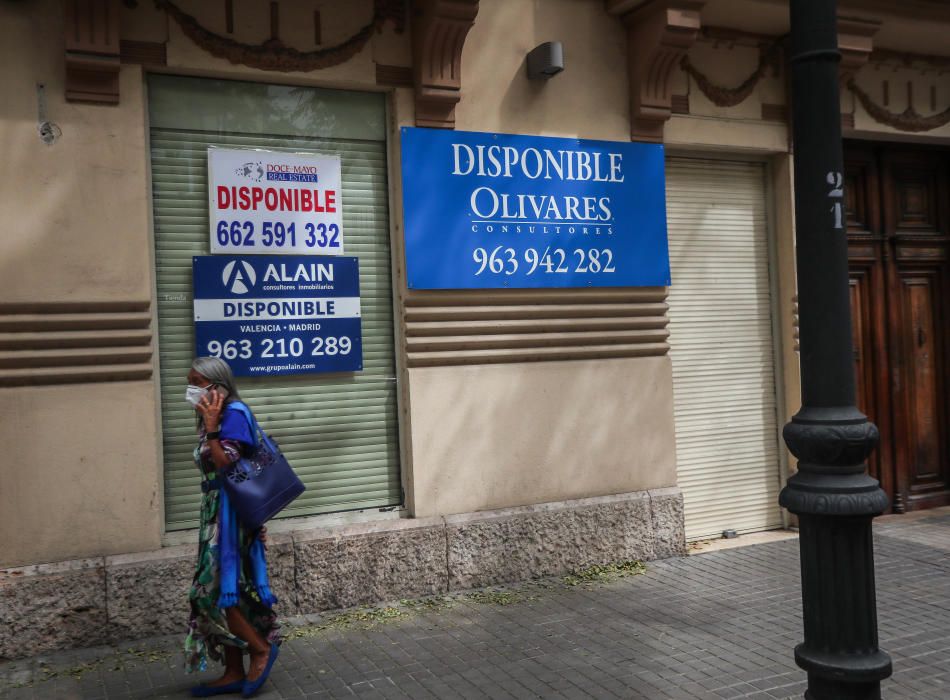 La crisis del coronavirus arrasa con los negocios del centro de València