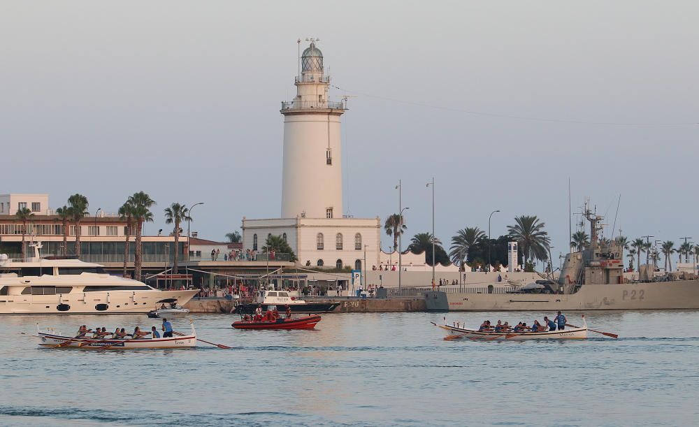 Jornada nocturna de jábegas en El Puerto de Málaga