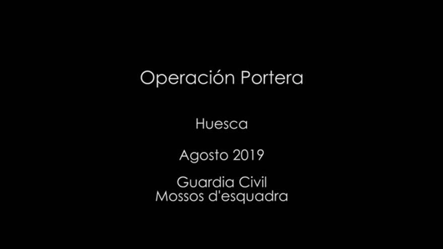 Imágenes de la Guardia Civil entrando a casa del detenido por homicidio en Graus