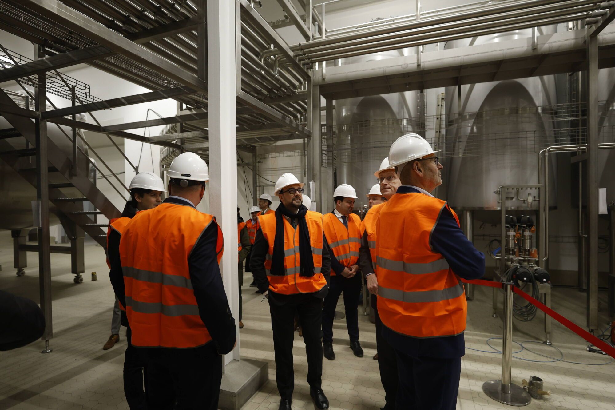 La nueva fábrica de Royal A-Ware en Salas empezará a funcionar en agosto con un centenar de trabajadores