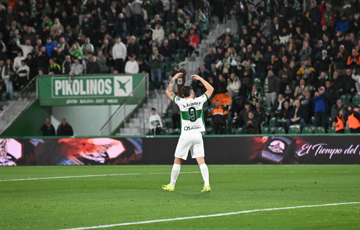 Las mejores imágenes de la victoria del Elche CF frente al Racing de ...