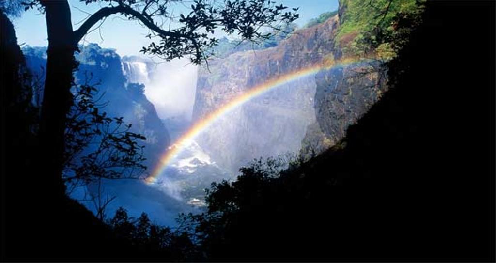 Las Cataratas Victoria tienen 1.708 metros de anchura.