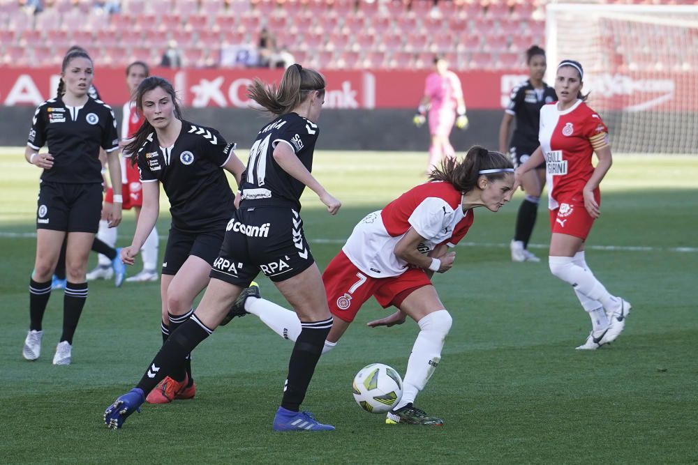 L'afició gaudeix del retorn a Montilivi amb el Girona femení