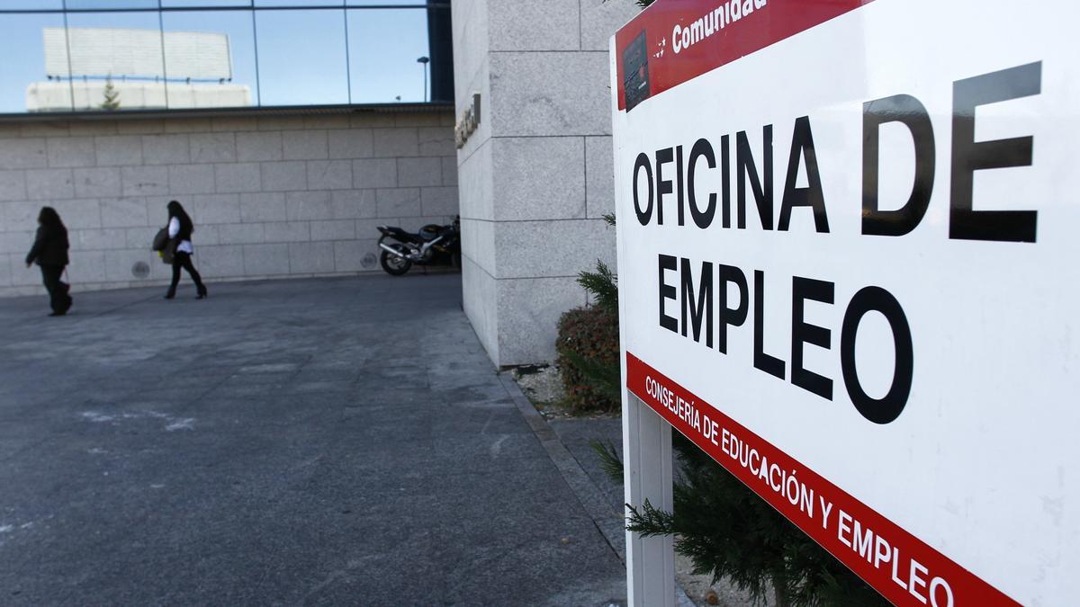 Cuiddado con no aceptar un empleo porque te podrías quedar sin paro