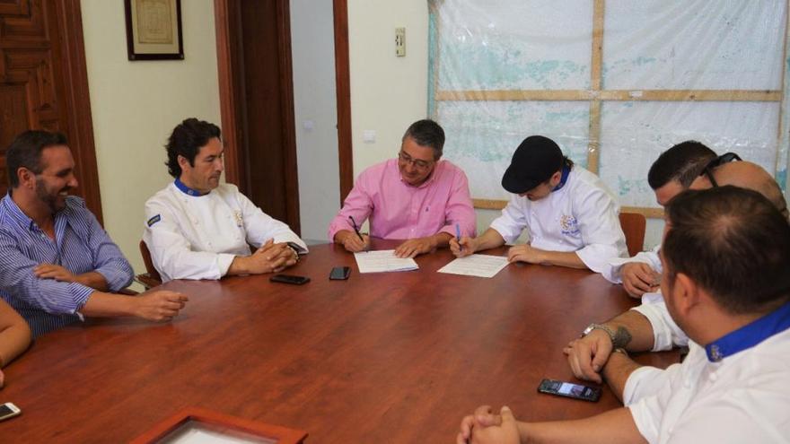 Rincón refuerza la Fiesta del Boquerón Victoriano con nuevos chefs