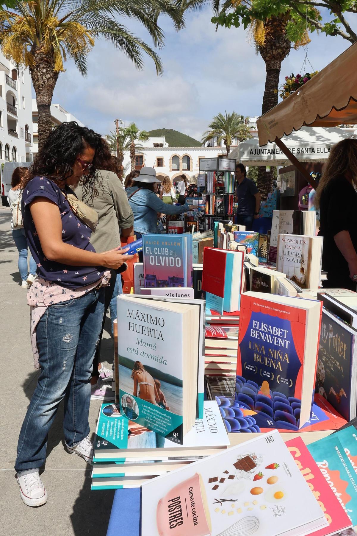 Feria del libro Santa Eulalia Feria del libro Santa Eulalia