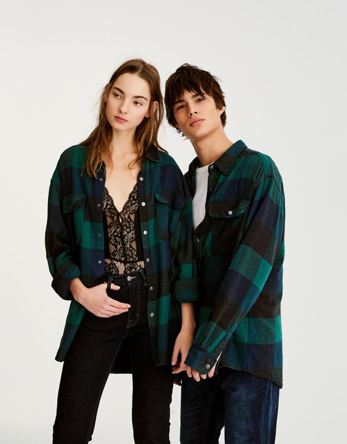 Colección 'unisex' de Pull&amp;Bear: camisa de franela