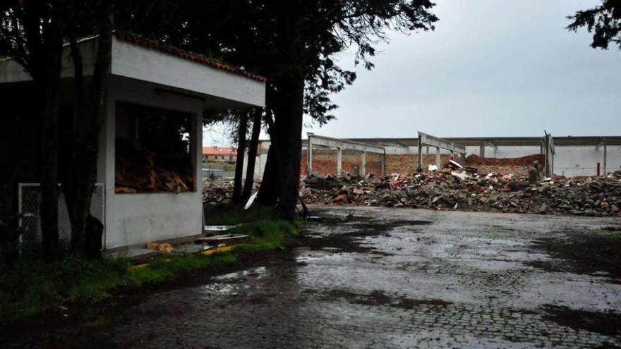 La finca que ocupaba Megasa, con las viejas instalaciones ya derribadas. // Iñaki Abella