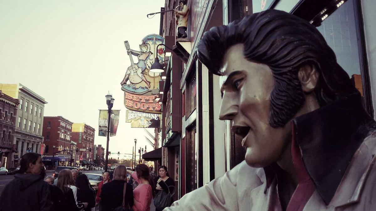 Estatua de Elvis Presley