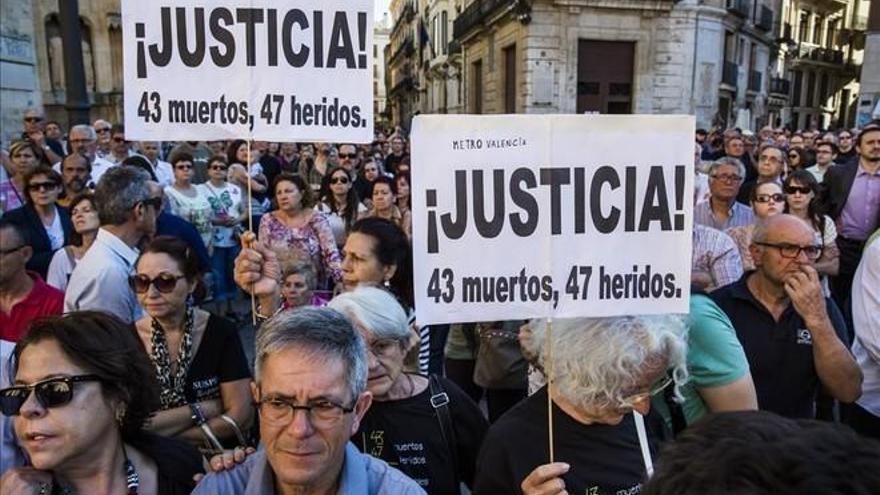 Acuerdo para que cuatro acusados por el accidente del metro de Valencia asuman la culpa