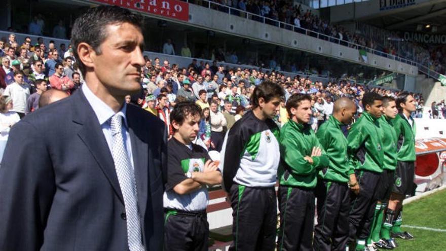 Setién, durante un partido con el Racing, en la campaña 2001-02.