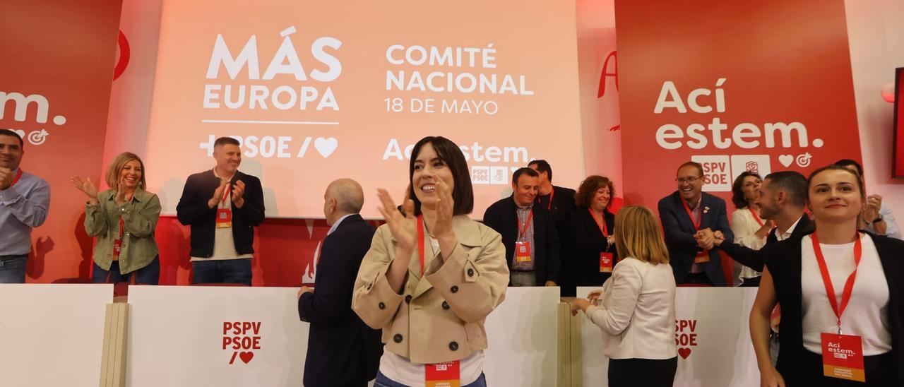 Primer Comité Nacional de los socialistas valencianos con Morant al frente