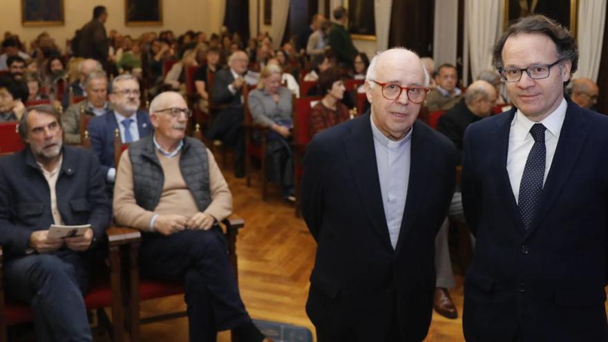 Conferencia de Miguel Calleja sobre el Arca Santa de la Catedral, en el RIDEA | FERNANDO RODRÍGUEZ