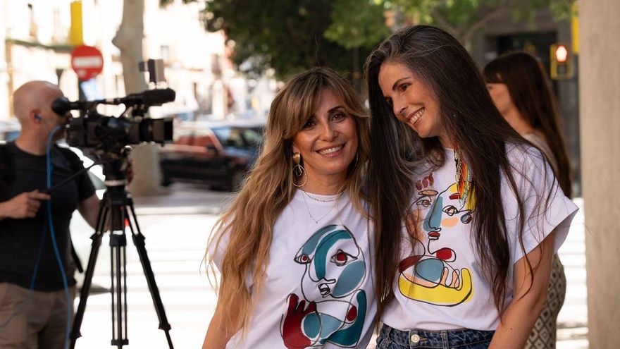 Tacatuca y Aspanoa lanzan una colección muy solidaria: camisetas contra el cáncer infantil