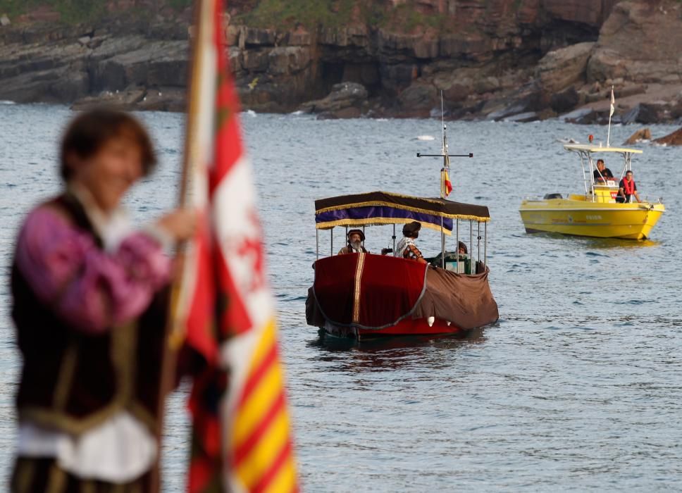 Desembarco de Carlos I en Tazones