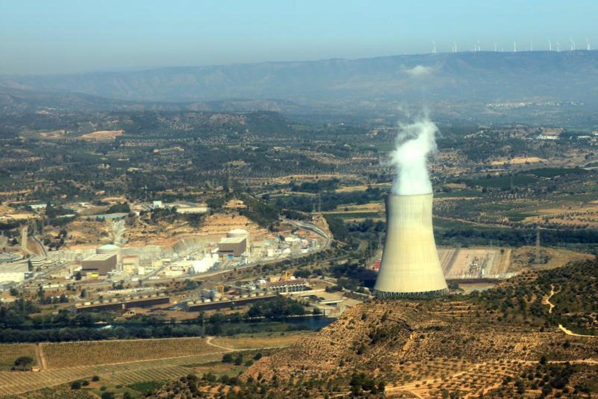 La central nuclear de Ascó (Ribera dEbre).