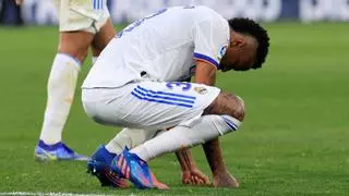 La mediocridad de Militao pone en alerta al Real Madrid