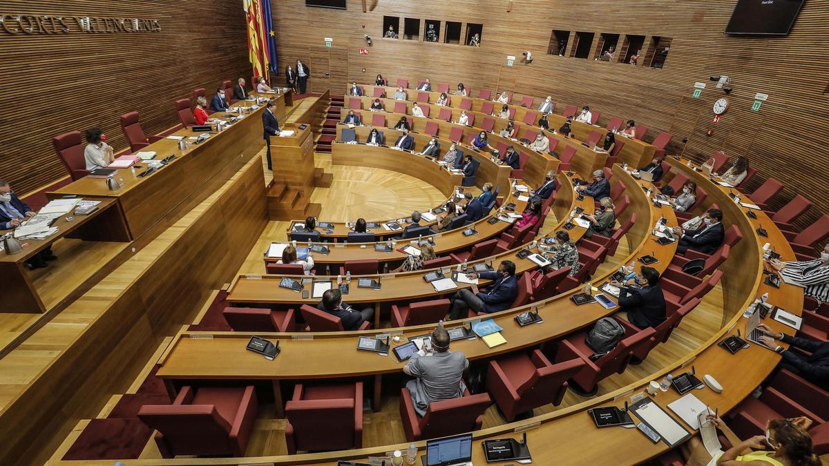 COMUNIDAD VALENCIANA.-Puig contestará sobre la financiación, el fondo de nivelación e impuestos en el próximo pleno de Les Corts