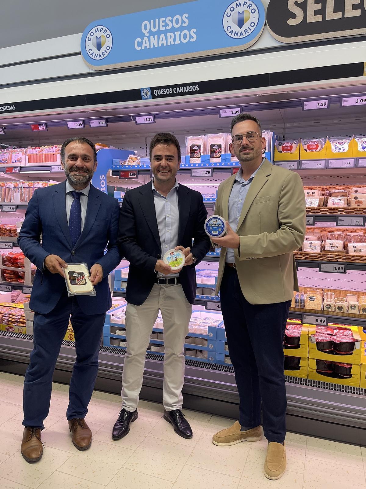 Consejero Comercio Cabildo TFE, Director regional Lidl y concejal distrito suroeste Santa Cruz.