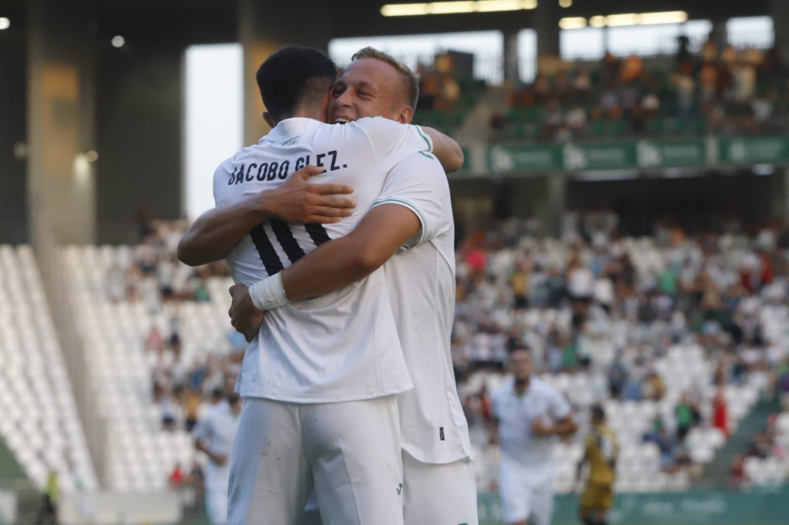 El Córdoba de Segunda se presenta ante su afición