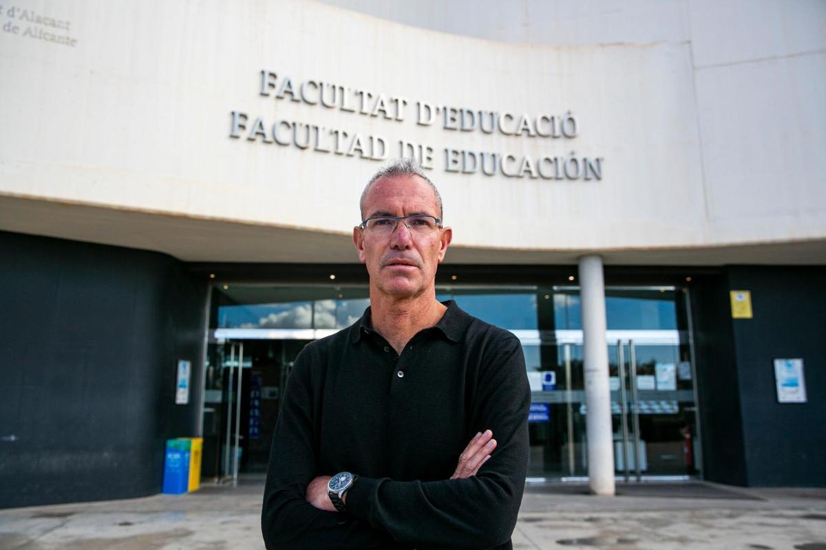 El investigador de la UA José Antonio Pérez Turpín ingresa en la Academia de Ciencias de la Actividad Física y el Deporte.