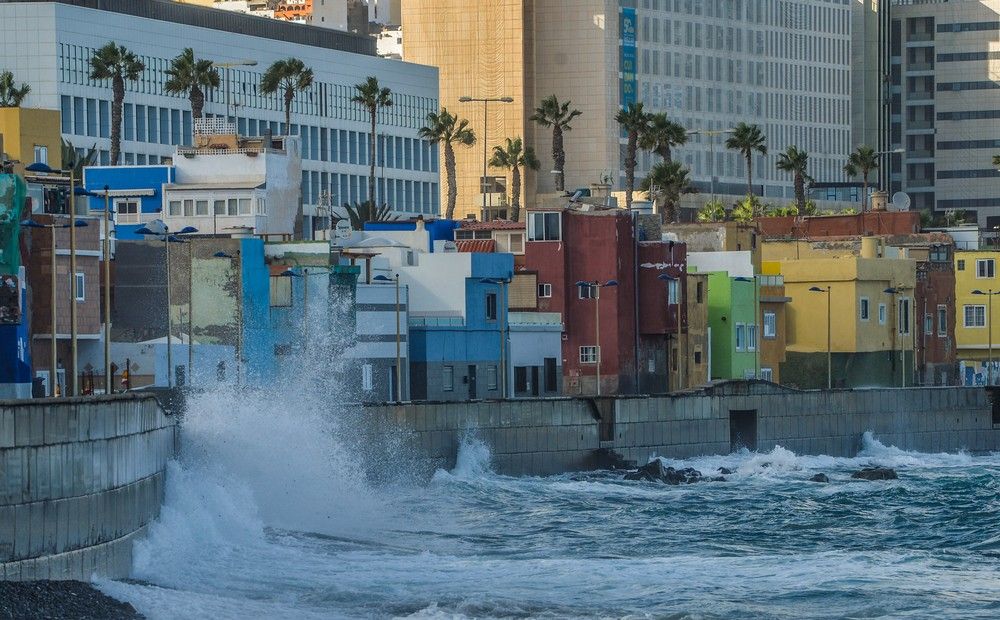 Oleaje en Las Canteras