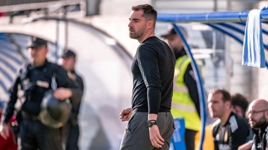 Rubén Sellés, exentrenador del Real Zaragoza, toma las riendas del AEK Larnaca