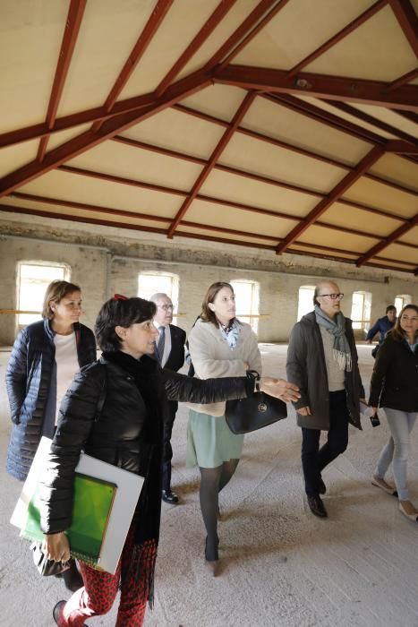 Visita al edificio de Tabacalera