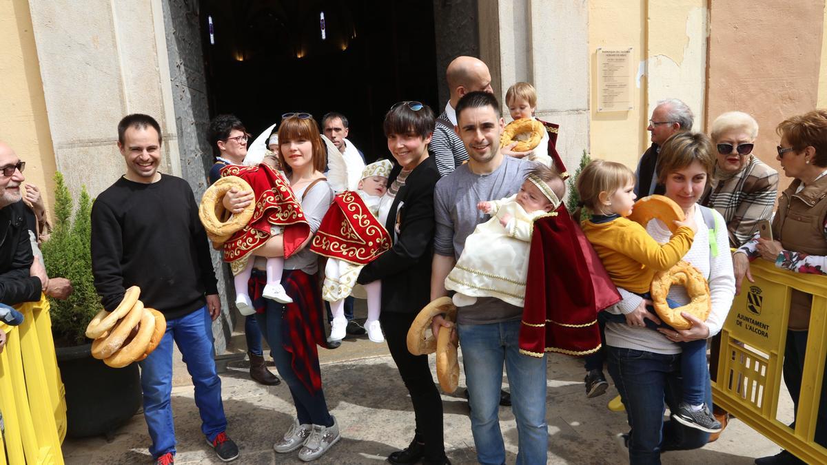 La fiesta de El Rotllo y sus angelitos es de las más concurridas y entrañables de la localidad.