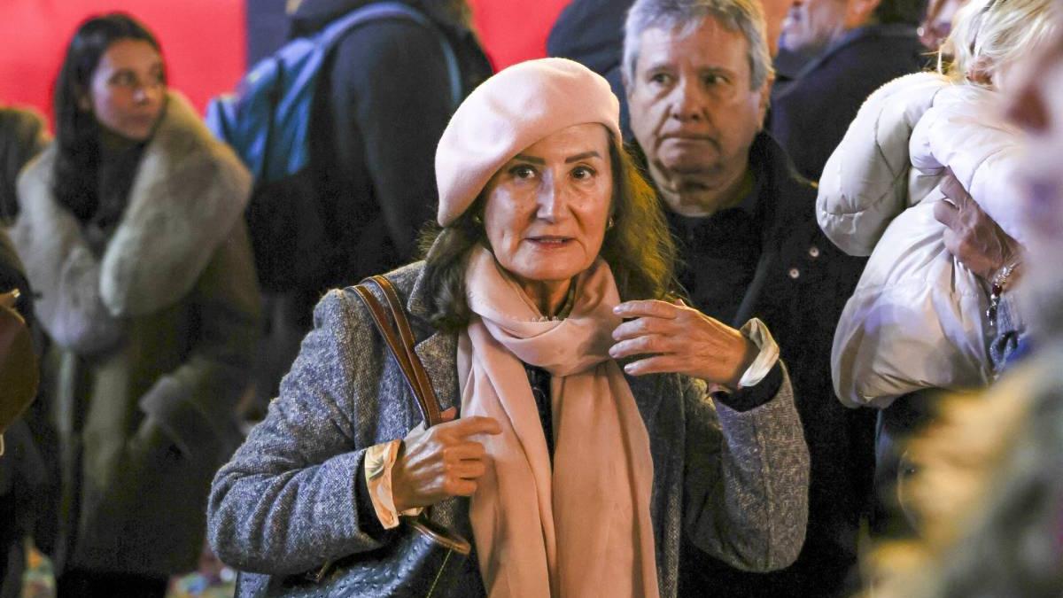 Todas las fotos del plan navideño de Paloma Rocasolano con una de sus nietas en Madrid