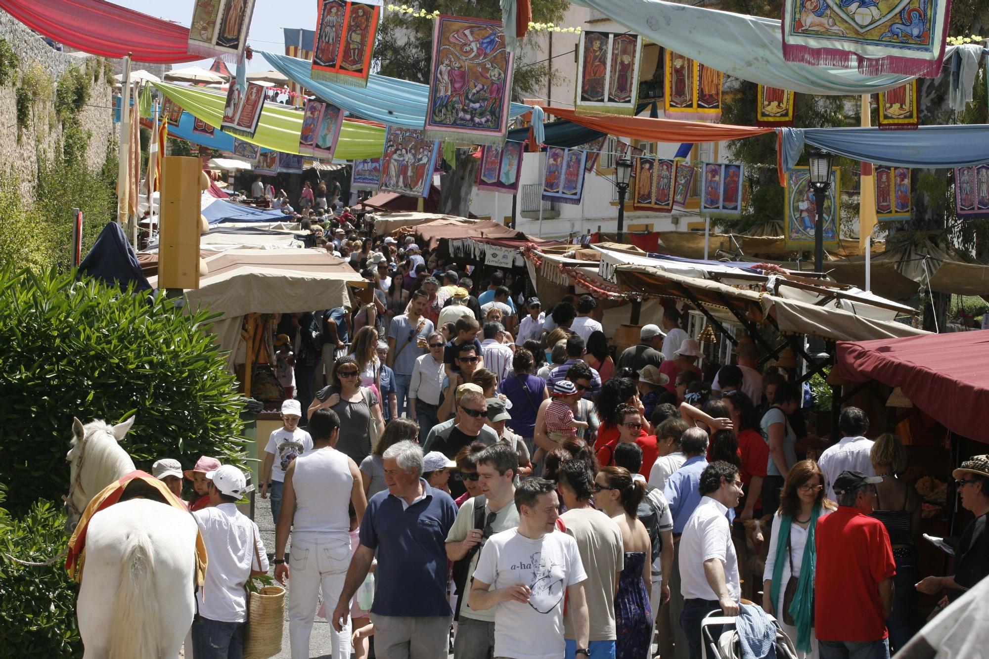 Edición de 2012 de la Feria Medieval de Ibiza.