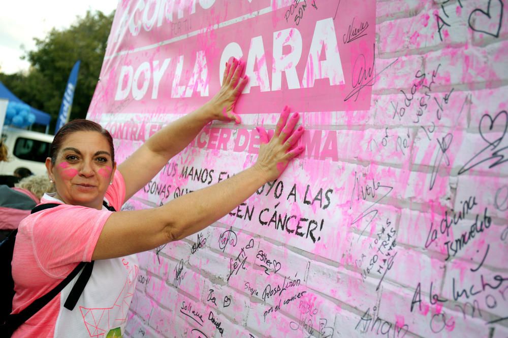 Marea en València contra el Cáncer de Mama