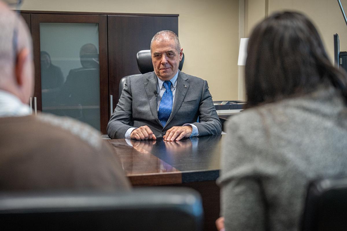 Barcelona 12/02/2026 Sociedad. Entrevista al director de la Oficina Antifrau de Catalunya, Josep Tomàs Salàs. AUTOR: MANU MITRU