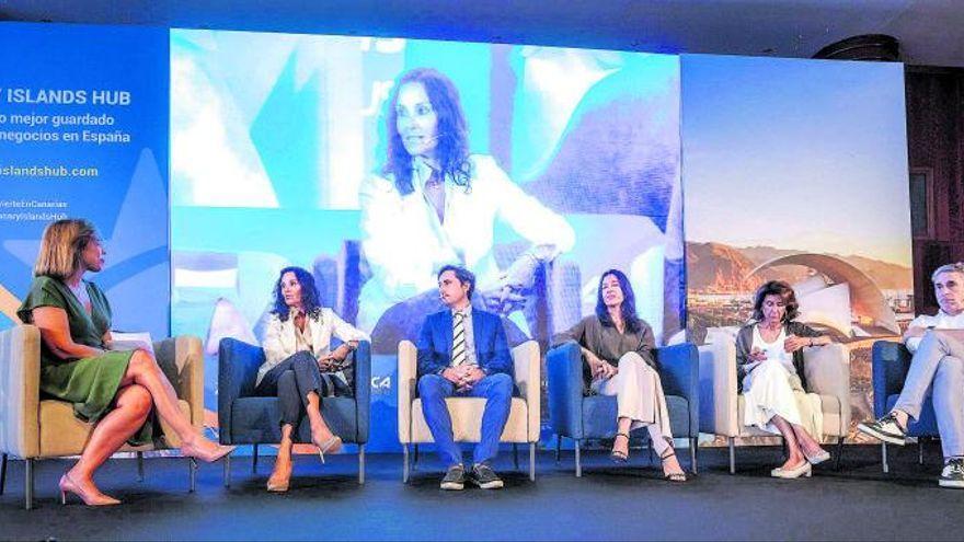 Susana Criado, Dolores Ordóñez, José Mañas, Dácil Domínguez, Carmen Planas y Alberto Vergés. |