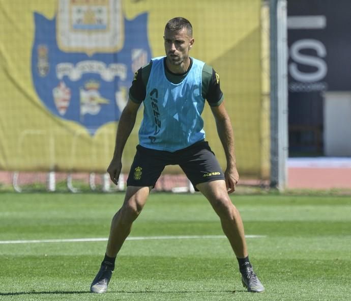 TELDE. Entrenamiento de la UDLP  | 02/04/2019 | Fotógrafo: José Pérez Curbelo